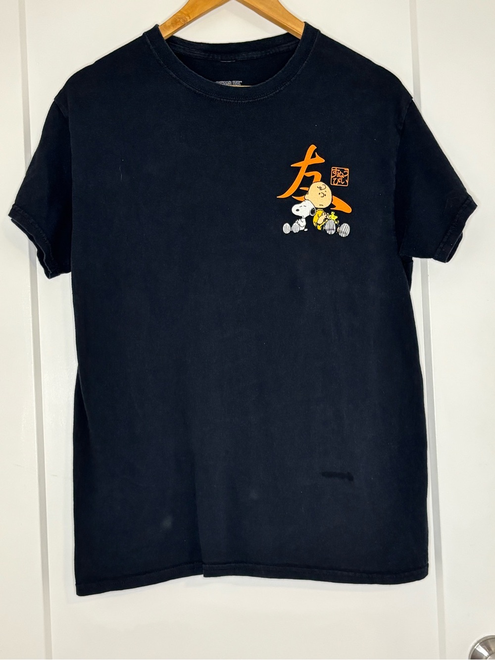 Peanuts Snoopy Peach Graphic Tee Japanese Kanji Official Merch Y2K Streetwear